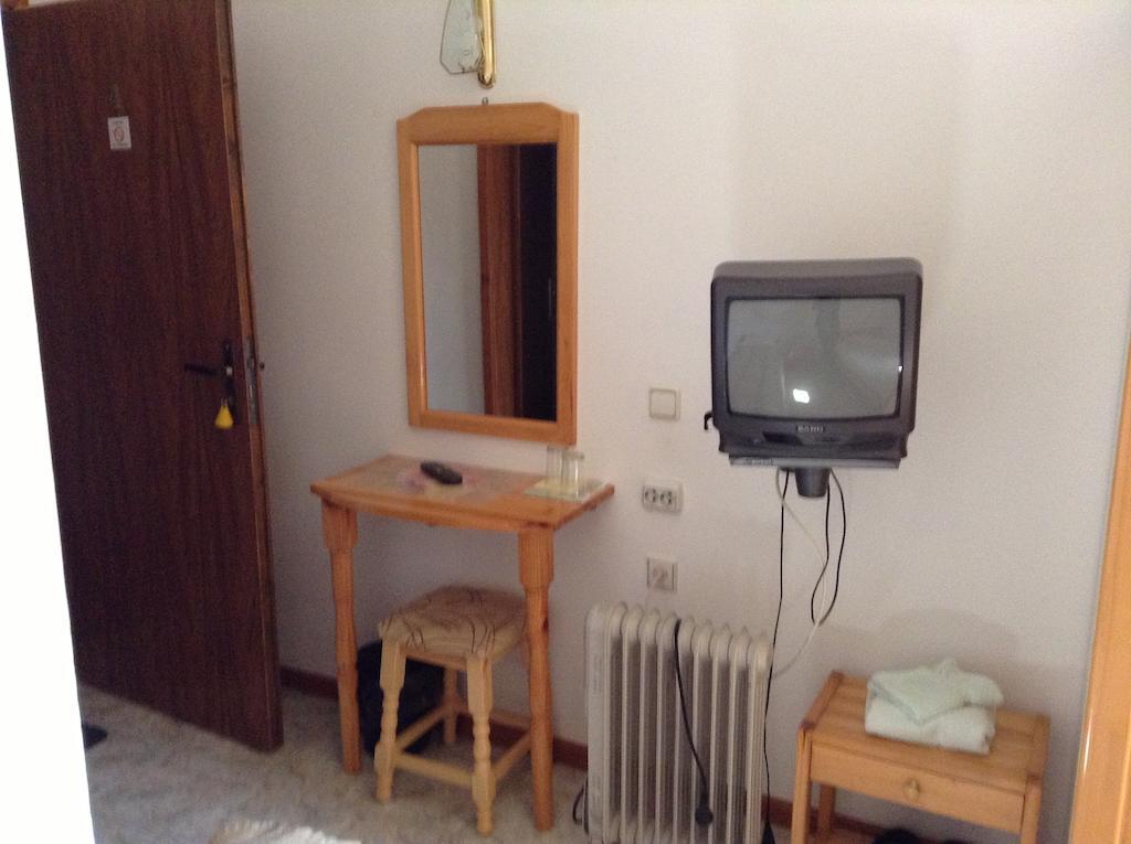 Vanda Guest House アルバナシ エクステリア 写真